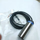El interruptor XMSJ está cerca de XSAV11801 XSAV12801 XSAV11373 XSAV1273 La prueba de velocidad está cerca de XSAV.12801