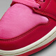 耐克（NIKE）Air Jordan 1 Low SE 女士板鞋低帮皮革缎面衬里运动休闲鞋 本命年红 FB9893-600 35.5