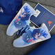 Joint Demon Slayer: Blade Anime Peripheral Herrenschuhe 2024 Frühlings- und Herbst -Iinosuke -Paar Sportschuhe Huili Ganyu Low Top Board Schuhe (Pink Blue) Z2694D 37