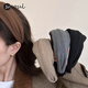 SO SOUL's new autumn and winter high skull headband is suitable for daily commuting and wide-brimmed headband for women to go out and take photos beyond the film headwear, caramel color