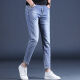 Kurentou Spring y verano Blue Jeans crujientes Pies delgados para hombres Small Foot 2025 New Stretch Men's Pants 9 Crispy Pants Men Q1048 Negro Crispy 30 2ft3