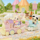 Sylvanische Familien Japanische Version des Schokoladen -Kaninchen -Biker -Panda -Flugzeuganzugs, Hausspiels und Puppen, Geburtstagsgeschenke für Kinder