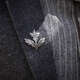 Li Shen Jihe Maple Leaf rétro Broche vintage Boucte Men Aigle Pin d'art du milieu LUMBRE LURBE SENS SENSE SENSE IMPILE SIMPLE MAPLE LAGLE