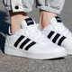 Chaussures officielles des navires officiels Adidas, nouvelles chaussures de sport d'été, chaussures d'entraînement résistantes à l'usure, chaussures de planche à roulettes, chaussures décontractées respirantes, hommes 9195-cuir blancs à trois rayures 39