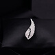 Chishe simple and versatile design, compact and versatile, fixed anti-exposure buckle, exquisite wings, small brooch, suit collar accessories, silver