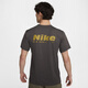 Nike Offizielle Hyverse-Dri-Fit-Männer schnell trockene kurzärmelige Top-Sommer-T-Shirt HV4882 121 Mountain White/Fury Blue/Silber XS