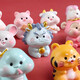 Uther Ensemble complet de douze panneaux zodiaques sac aveugles Tiger Rabbit Horse Model Toy dessin animé Ornement de bureau petit animal Poupée Animal Sac aveugle Lumineux 12 Signes zodiaques Signes