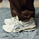 亚瑟士（asics）kayano14秋冬休闲运动鞋复古男鞋银色正品情侣跑鞋K14官方旗舰正 1203A537-101【黄银色】 39.5