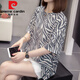 
Pierre cardin 2025 summer new style plus I fat plus size pure. Cotton short-sleeved T-shirt for women, fat M girls loose and slim to cover their belly 6623 gray This year's popular light luxury brand L 90-120Jin [Jin equals 0.5 kg]