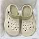 Une infirmière Shangfen Chaussures de la grotte Summer 2025 Nouvelle salle d'opération Sandales de bureau à semelles épaisses antidérapantes Silencieuse Usure à l'extérieur du MI Green 36-37 Taille d'angle [longueur intérieure 235 mm]