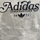 阿迪达斯（adidas）短袖T恤女装2024夏季新款三叶草运动服针织透气短款上衣 IX3532 L
