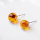 Fat Donglai quality amber earrings, raw amber, round beads, earrings, ear hooks, classic style, S925 silver gold-plated inlaid, the internal patterns of amber are ever-changing, the following pictures