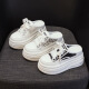 Belle 2025 Summer New Style Bag-toe Slippers para mujeres que usan pastel de esponja con suela gruesa y perezosa con delicados zapatos de mujer blancos y de alta gama M2575 beige 35
