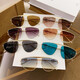Nuevas gafas de sol de metal para mujeres Gafas de sol de diseño de gafas huecas en marco de protección solar de hombres europeos y americanos Gafas conductoras 9898 Peacock azul