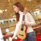Yamaha (yamaha) yamaha yamaha gl1 petit ukulélé de guitare 28 pouces en bois classique couleur gl1 (28 pouces) + sac-cadeau accessoires