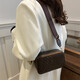 Fashion de la mode pour femmes Sac à bandoulière à un seul épaule Design haut de gamme de niche haut de gamme Diamant Broidered Small Square Sac 6215 Color Couleur de café