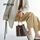 Fion (Fion) 2025 Neue Bag Damenbeutel Bucket-Tasche Mode vielseitige einsschuldige Crossbody-Tasche Frauenbeutel Kaffee/Kamel