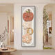 Sanqi Tiger Persimmon Persimmon Ruyi Veranda Uhr Hängende Malerei Creme -Stil -Korridor -Dekoration Languhr Walluhr 2025 Neues Modell SXS3887 Vertikale Version 30*90 cm vielseitiger schwarzer Rahmen + wasserdichte Ölmalerei