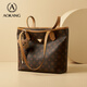 Aokang Bag Bag Women's Bolse 2025 Ladies de moda Bacela de la axila de la bacina de lujo Bolso de lujo Bolsa de bolsas para mamá y esposa