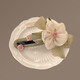 Genbe temperament flower one-line clip women's 2025 new high-end hair clip back head super fairy duckbill chuck headdress beige flower duckbill clip [1]