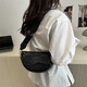Bolsa pequeña para mujeres 2025 Summer Nuevo moderno Versátil Crossbody Bag de un hombro Bolsa de silla de montar en la parte superior del hombro 6249 Negro