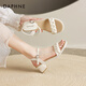 Sandales de Daphne pour femmes 2025 Nouvelle jupe de tenue d'été avec de beaux talons hauts pour les chaussures pour femmes avec des talons épais à bout ouvert sur blanc 36