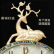 Kaiqin (Kaiqin) Nouvelle horloge murale en cuivre complète de style chinois avec calendrier salon maison Corloge moderne luxe moderne coque lumineuse Hangage Hanging Full Copper Large Taille 9273 avec calendrier sans mica MICA Automatic Time Shifting Radio Wave Silent Movement (10 ans de protection)
