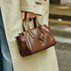 LA Festins neue erste Schicht Cowhide Ledertasche für Frauen mit einem Schulterkreuzkessel, der Handheld Black 2025 Chinesischer Valentinstag [First Layer Cowide] Kastanie Braun