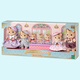 Familles sylvaniennes famille de chat rayées jouant à la maison des jouets de la maison chinoise