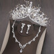 Liwo (Liwo) Old Phoenix Gold Store Bride Grand Crown Forest Super Fair Ressor trois pièces NOUVEAUX accessoires de mariage anniversaire HG050 + 08 Collier + Long Brotte d'oreille Light Light Gold Belt
