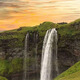 Iceland 10-day 7-night group tour + flight estimate included + glacier hiking + sky lake hot spring + sea view puffin + black sand beach (affordable luxury) comfortable hotel + special activities, November 2025, adult price