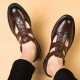 Aire caliente Sandalias de cuero nuevas y viejas Sandalias de cuero genuinas zapatos de padre hueco de papá de verano zapatos de cuero suaves de los pies cuadrados zapatos para hombres de alta gama de mediana edad y ancianos 9928 marrón 38