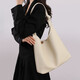 LOVE SAG SAG SAG FEMME SAG TOTE SAG ONE SAG ARPIT AUTH