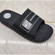 Huili Slippers at Home Flip flip flops for Men and Women portant des traînées à tendance pour une salle de bain décontractée Anti-slip Couple de plage à semelle épaisse hommes Huili 3523 Classic Couple Modèle Men noir One Taille plus petite taille 40 taille de chaussure plus petite taille une taille plus grande taille