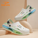 Deerway (Deerway) Sandals Chaussures masculines 2025 Chaussures de trou d'été Chaussures de plage pour hommes polyvalentes à double usine à la mode vert blanc clair 42/43
