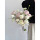 Vinoya Hochzeitsblumen Halten Braut Halten Hochzeit lassen eine Tablette Tulpen erhalten eine Zertifikatsimulation Blumenfotografie Requisiten Koreanischer Stil Halten Blumen Holding Style Vierzehn