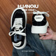Global Classic Black Board Schuhe Männer vielseitig dicker Einzel 2025 Neue Schuhe für schwarze Leinwandschuhe der Herren -Sommer -Atmungsbehandlung.