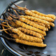 Grasgräber [wirklich] Wild Cordyceps sinensis tibetaner wildes Cordyceps Gesundheit Tonic Geschenkbox Geschenk für Menschen mittleren Alters und älteren Menschen. Grad 3 Gras 1 Gramm vier 30 Gramm Geschenkbox Wild Cordyceps sinensis