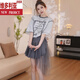 Victorias Stil koreanischer Stil unregelmäßiger Spleißanzug plisderner Rock für Frauen 2025 Sommer Neues modisches und modisches Design kurzer Rock graues T-Shirt + Rock Zwei-teilige Sets vorgeschlagen 85-100jin [Jin gleich 0,5 kg]