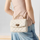 Charles / Keith25 Automne Nouveau produit Chaîne Diamond Handheld Handheld Crossbody Sac Small Square Sac Sac pour femmes CK2-50701608 CRAME LAIS BLANC S