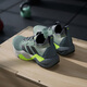 Adidas Roode Shoes Men's Shoes Осень Новые легкие амортизационные подборы всесторонних тренировочных кроссовок Lightning Bend JH6167/Серебряный серо -зеленый/черный лимон желтый 42 (260 мм)