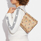 Entraîneur (entraîneur) Mollie21 Strawberry imprimé Presbyopie Buckle Toile en cuir lisse Sac à épaule simple Sac à bandoulière Small Basic Package (sac + poussière)