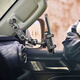 LRBH eignet sich für Pajero V9793 Prado Special Car Mobile Phone Ständer Land Cruiser Tank 300500 überwältigender Offroad-Fahrzeug A-SPillar Fix, Car A-SPILLAR Special Handy Ständer [kann nicht schütteln]