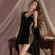 
Liehai sexy pajamas hot backless velvet plus breast pad suspender nightgown outer gown large size set 3879 black (outer robe + belt) M (80-105Jin [Jin equals 0.5 kg], elastic)