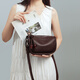 Viney Cowhide Bag Damenbeutel Neue Crossbody-Back-Back-Umhängetasche Geburtstag Chinesischer Valentinstag Geschenk für Freundin und Frau [Kaffeefarbe] Praktische Unterarmtasche Nische leichte Luxus-High-End-Pendelpendel-vielseitige Kissenbeutel