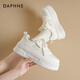 Daphné officielle semelles épaisses chaussures blanches chaussures de planche pour femmes 2025 Nouveau automne en améliorant les chaussures pour femmes respirantes et polyvalentes chaussures de sport décontractées Produit blanc [6 cm d'épaisseur] 37