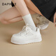 Daphné officielle semelles épaisses chaussures blanches chaussures de planche pour femmes 2025 Nouveau automne en améliorant les chaussures pour femmes respirantes et polyvalentes chaussures de sport décontractées Produit blanc [6 cm d'épaisseur] 37