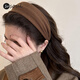 SO SOUL's new autumn and winter high skull headband is suitable for daily commuting and wide-brimmed headband for women to go out and take photos beyond the film headwear, caramel color