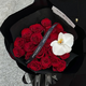 Laiji Flower Express Rose Gift Box Bouquet Confessing Love to Girlfriend Birthday Gift Nationwide Delivery 19 Red Rose Bouquet - Phalaenopsis Style