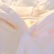 Sweat à capuche lâche à la mode pour les filles en automne et hiver 2025 Nouveau peluche à la mode moyenne et grande veste pour enfants